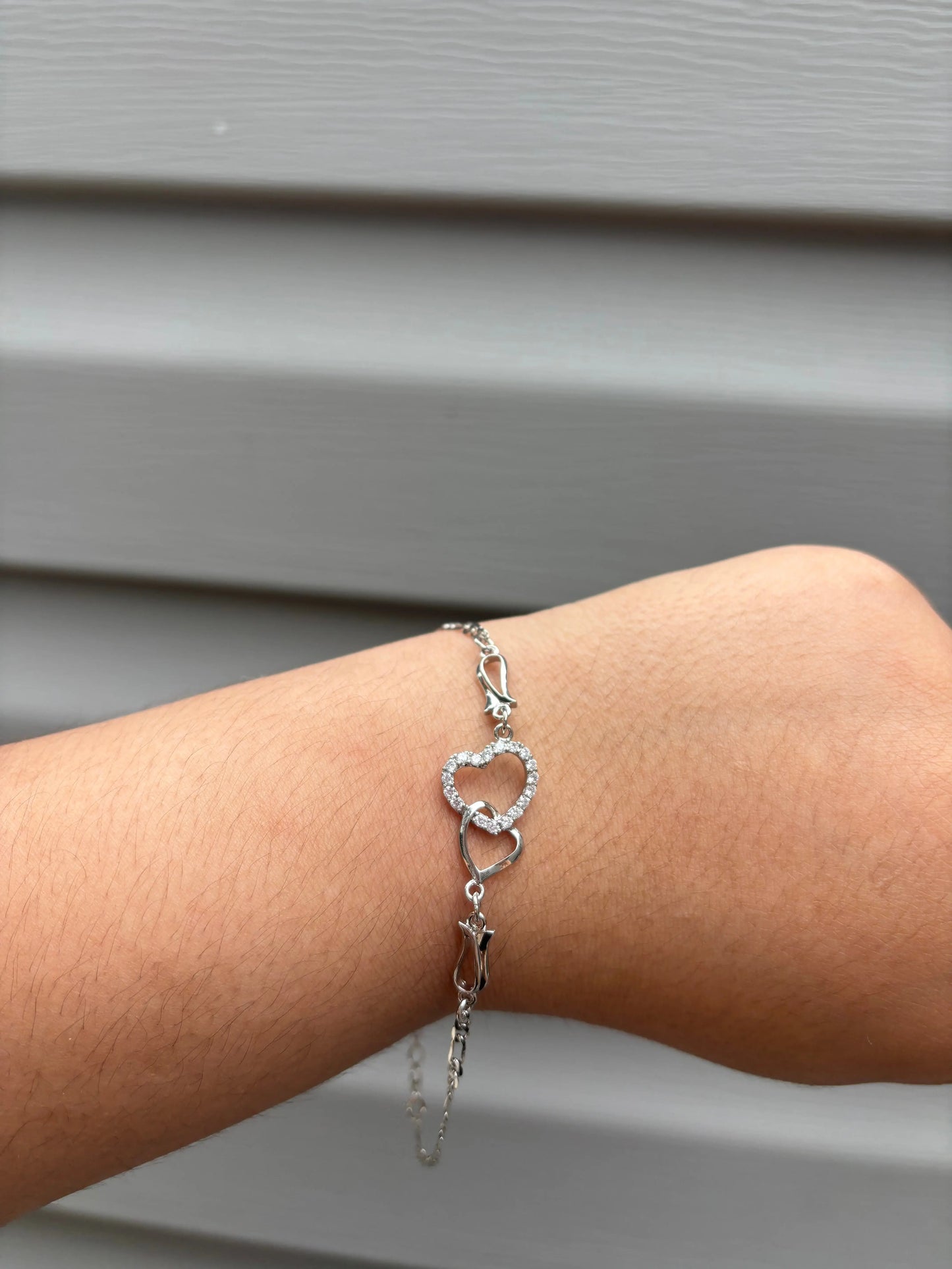 Unisex Heart Chain Bracelet, Gold or Silver Plated Arau Jewelry