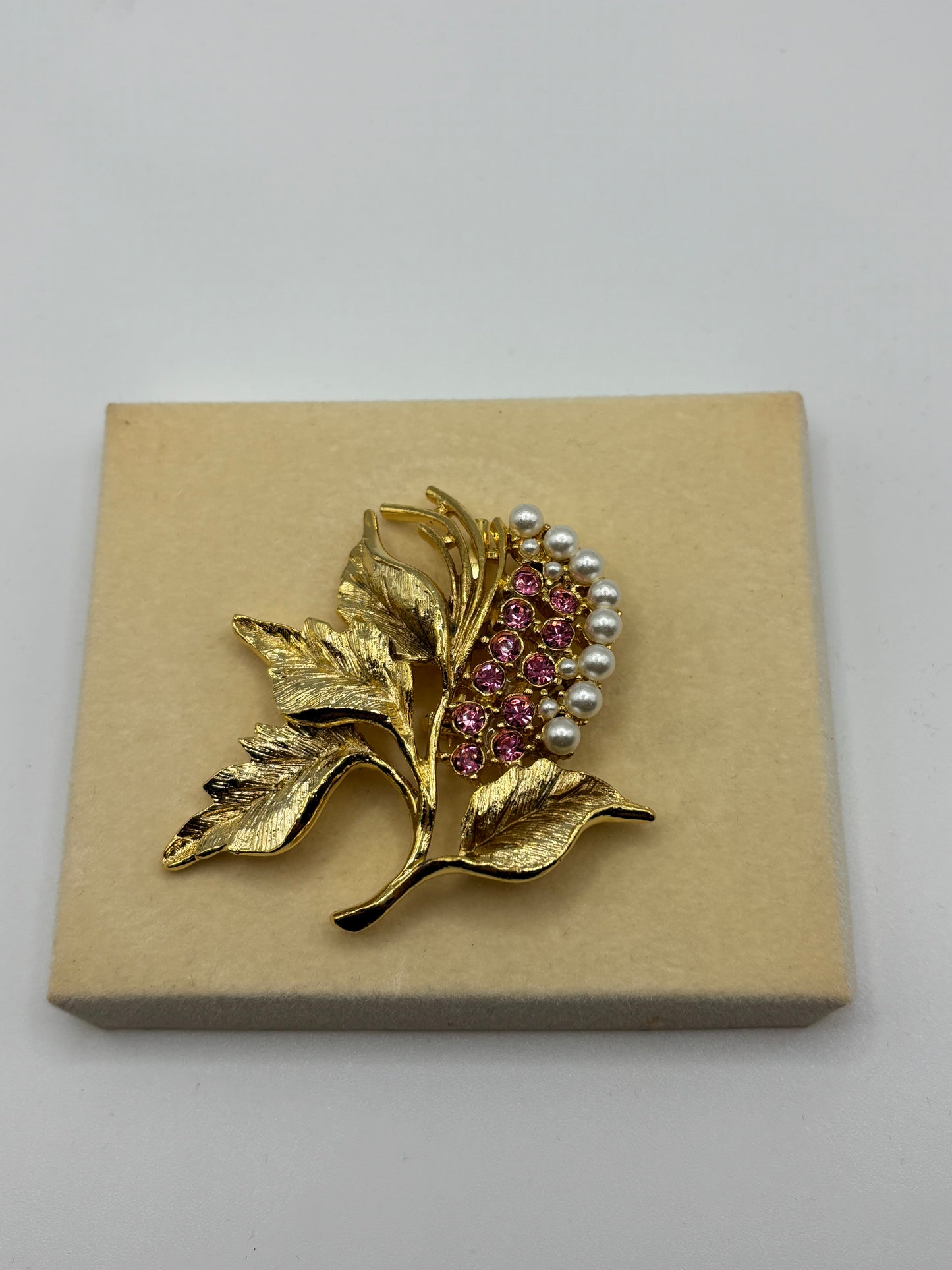 Gerry's Gold and Pink Leaf Pin