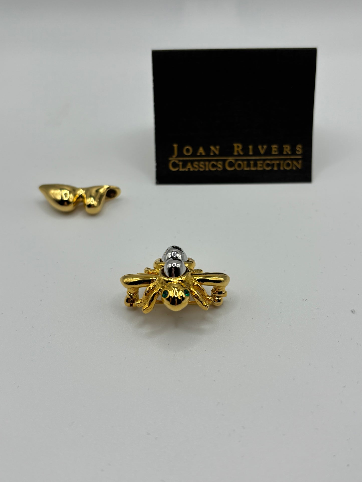 Vintage Joan Rivers Bee Pin W/ Gold Changeable Body